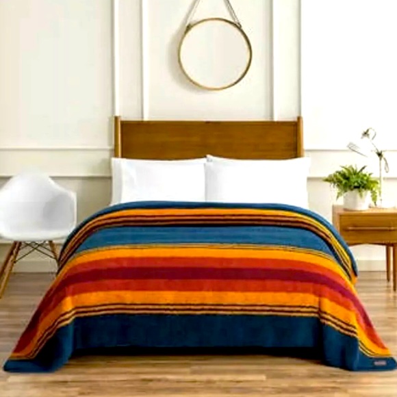 Pendleton Bedding Pendleton Sherpa Fleece Blanket King Size Poshmark
